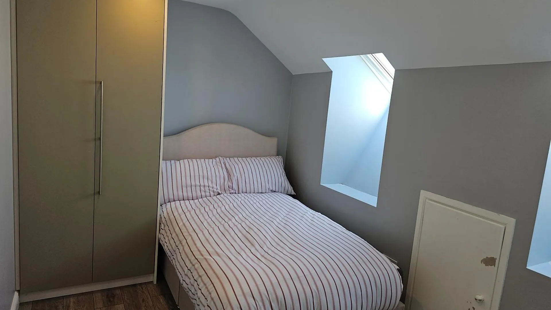 Dublin Modern 4-5 Bedroom House Írország