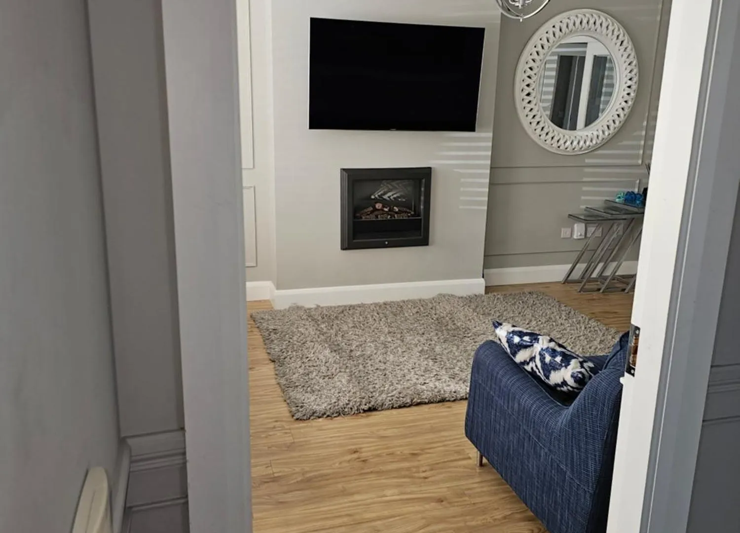 Dublin Modern 4-5 Bedroom House 0*,